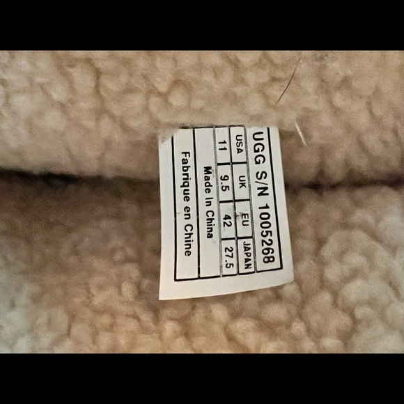 UGG Womens Thomsen Waterproof Boots Sz 11 - Picture 6 of 6